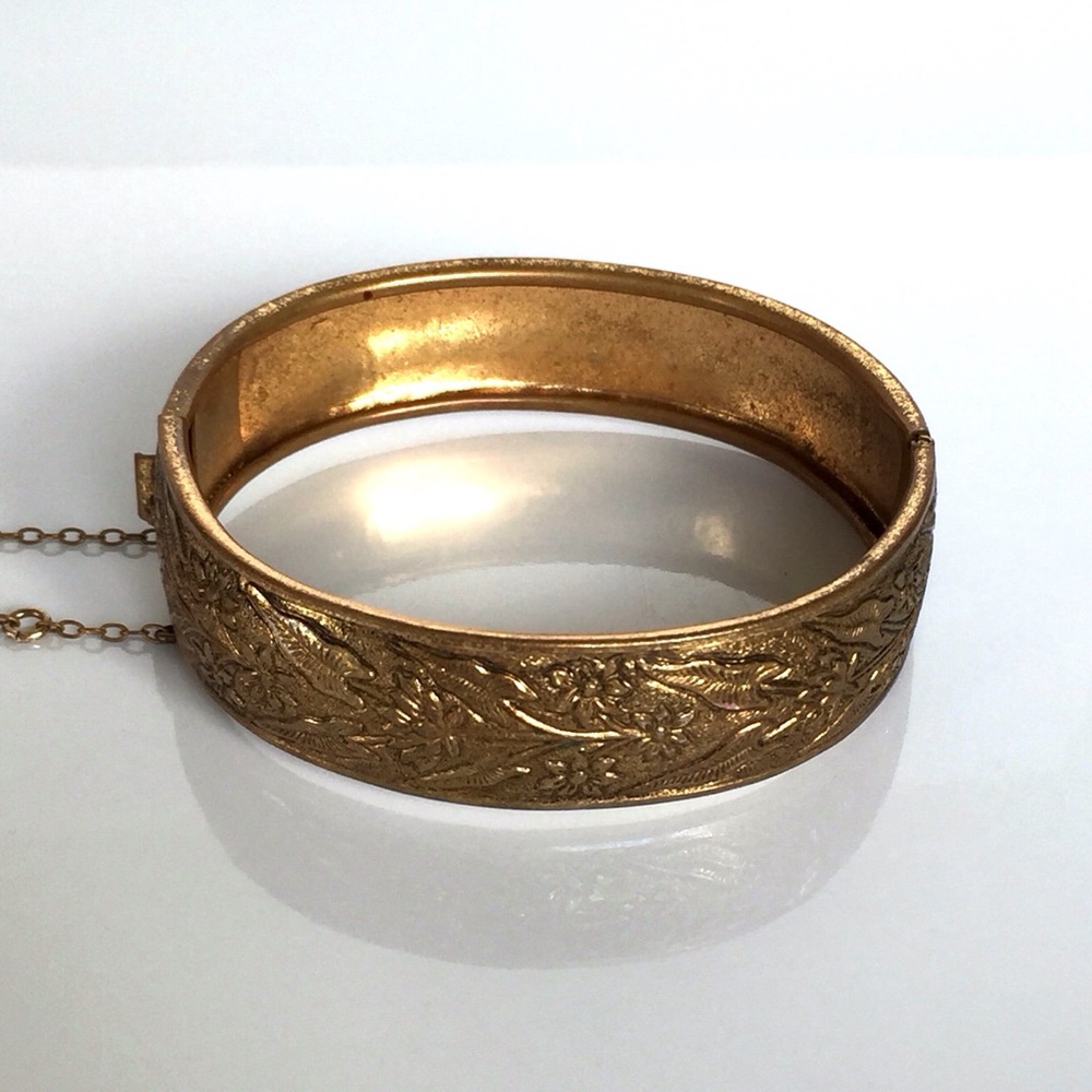 Vintage Victorian Revival Gold Hinged Floral Embossed Bracelet Rolled Edges